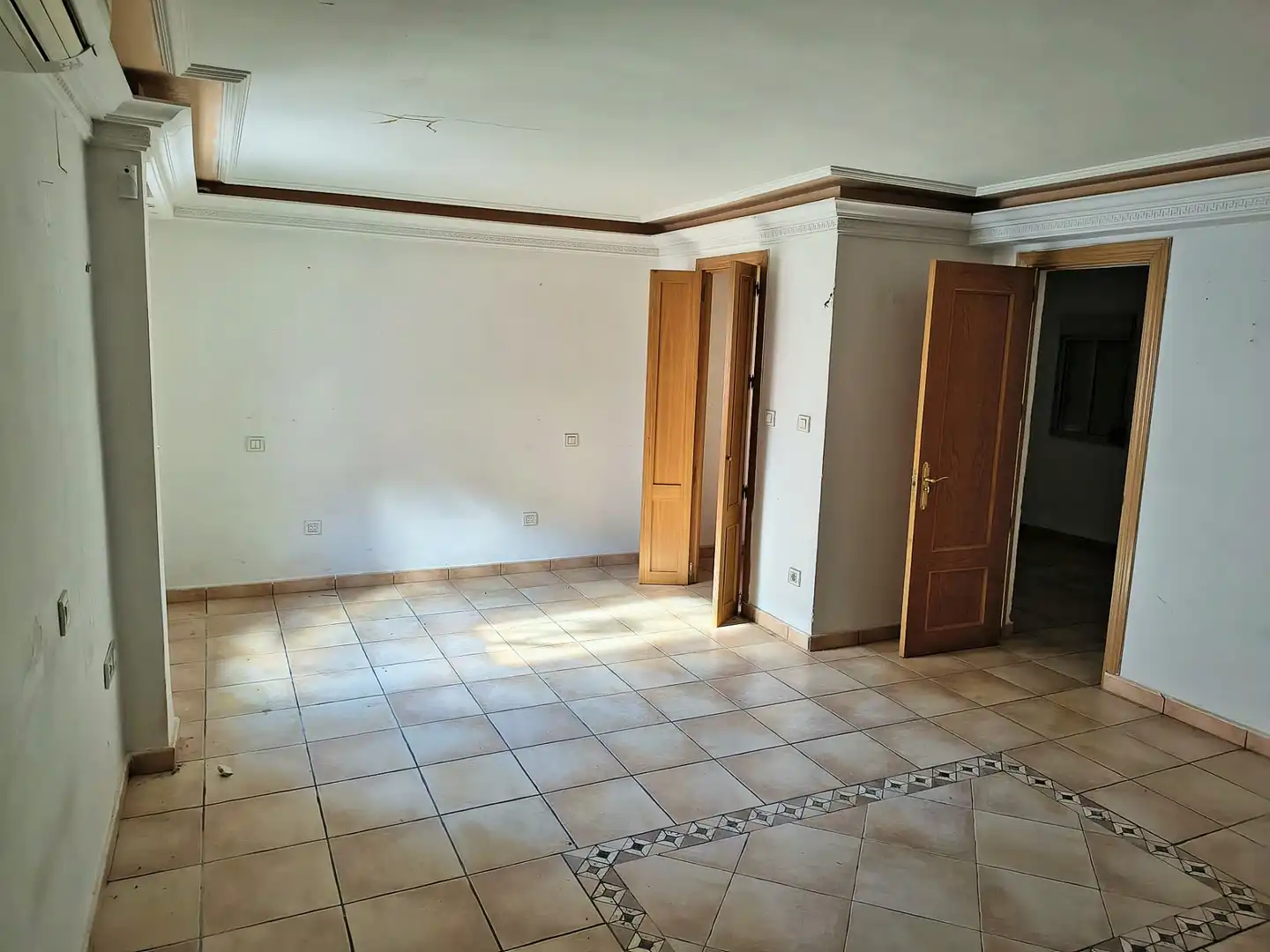 Apartament en venda en Aranjuez amb TV