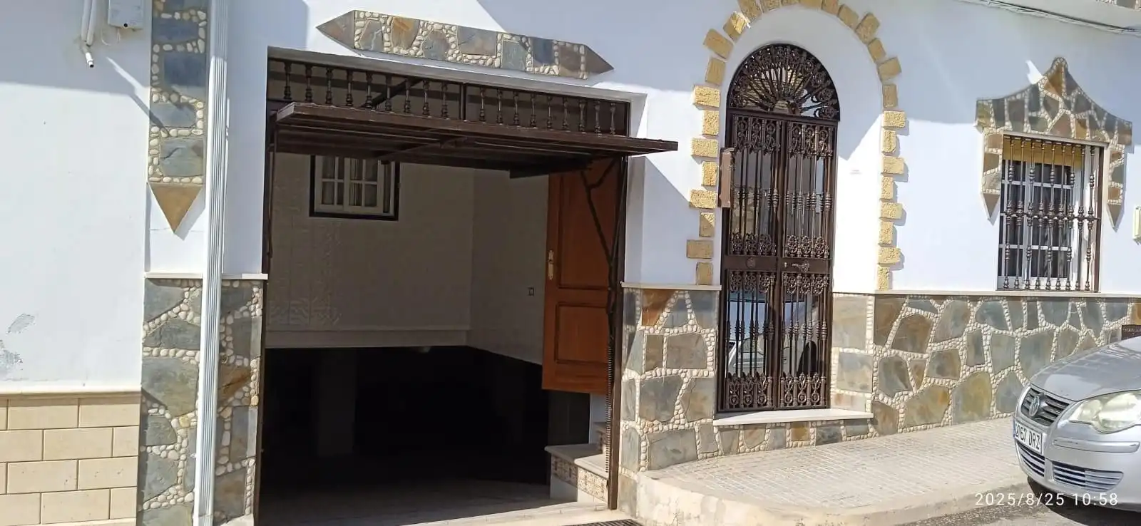 Houses for sale in Hornachuelos  with Air Conditioner and Storage room