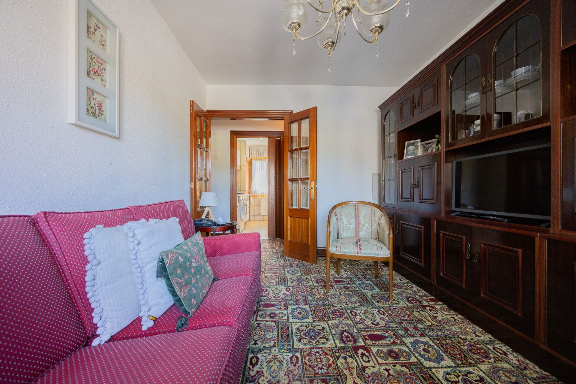 Living room of Flat for sale in Derio  with Heating, Furnished and Balcony