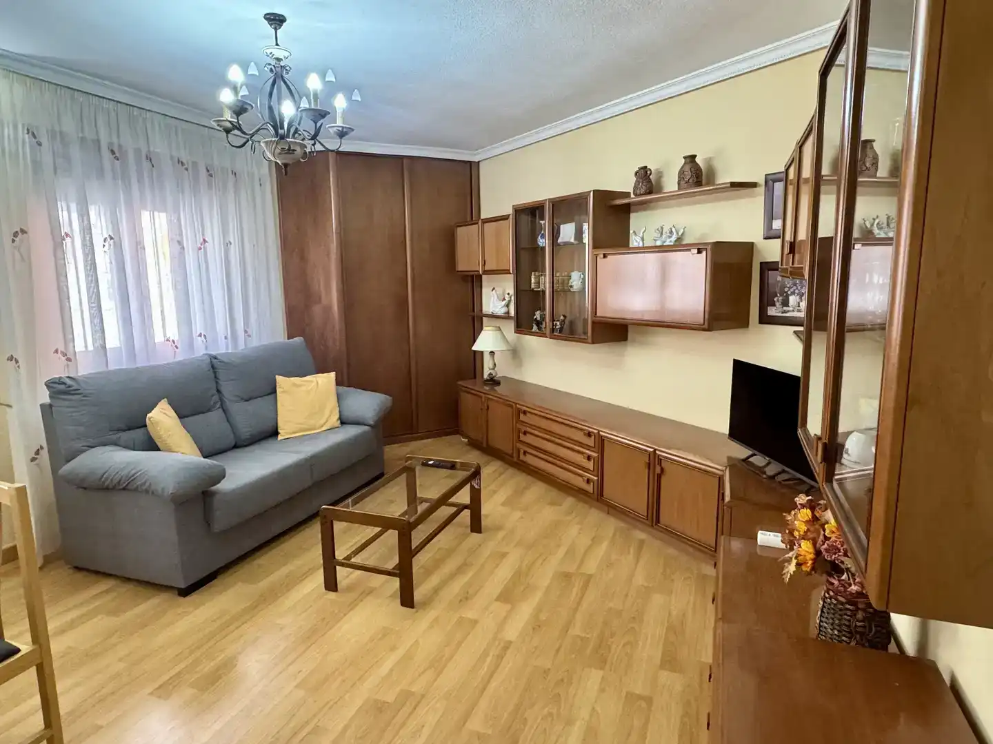 Wohnzimmer von Wohnung zur Miete in Ávila Capital