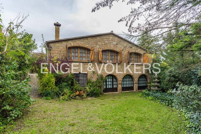 Finca rústica en Venta en Marganell