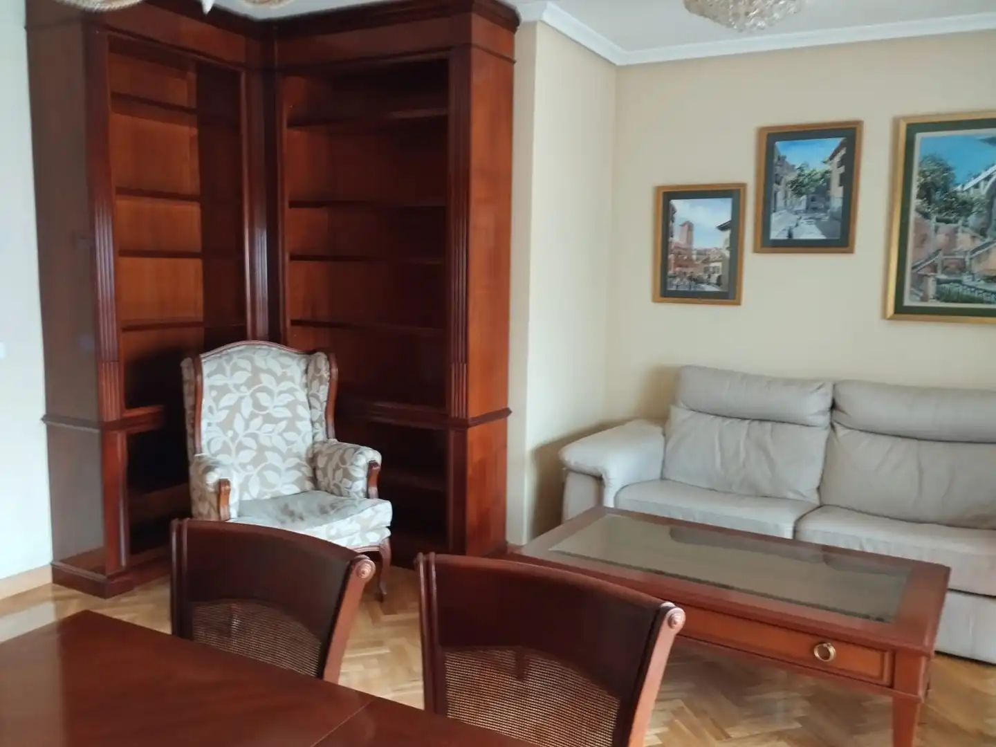 Wohnzimmer von Wohnung zur Miete in Madrid mit Klimaanlage, Heizung und Parkett