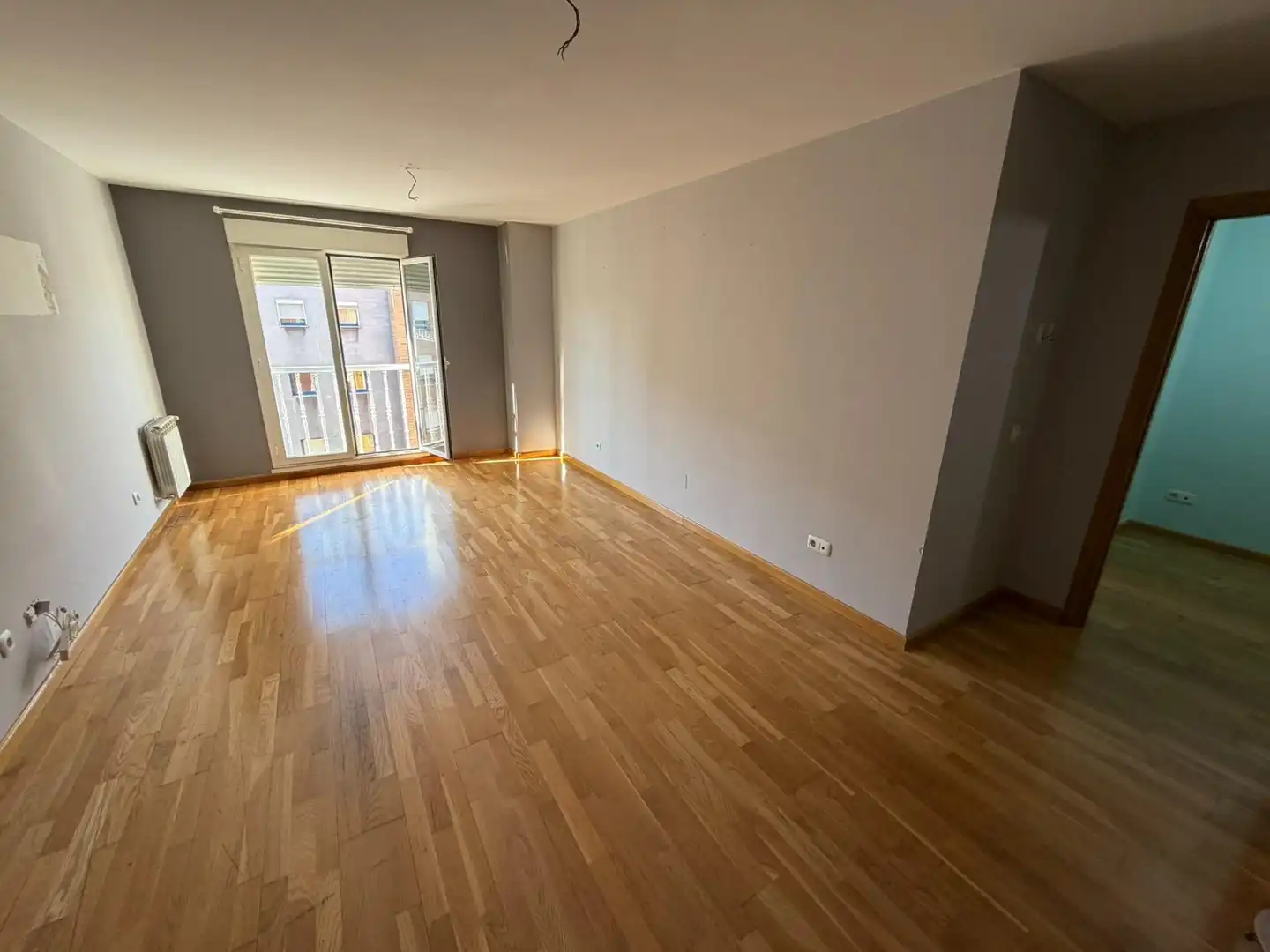 Sala d'estar de Pis en venda en Ponferrada amb Calefacció i Traster