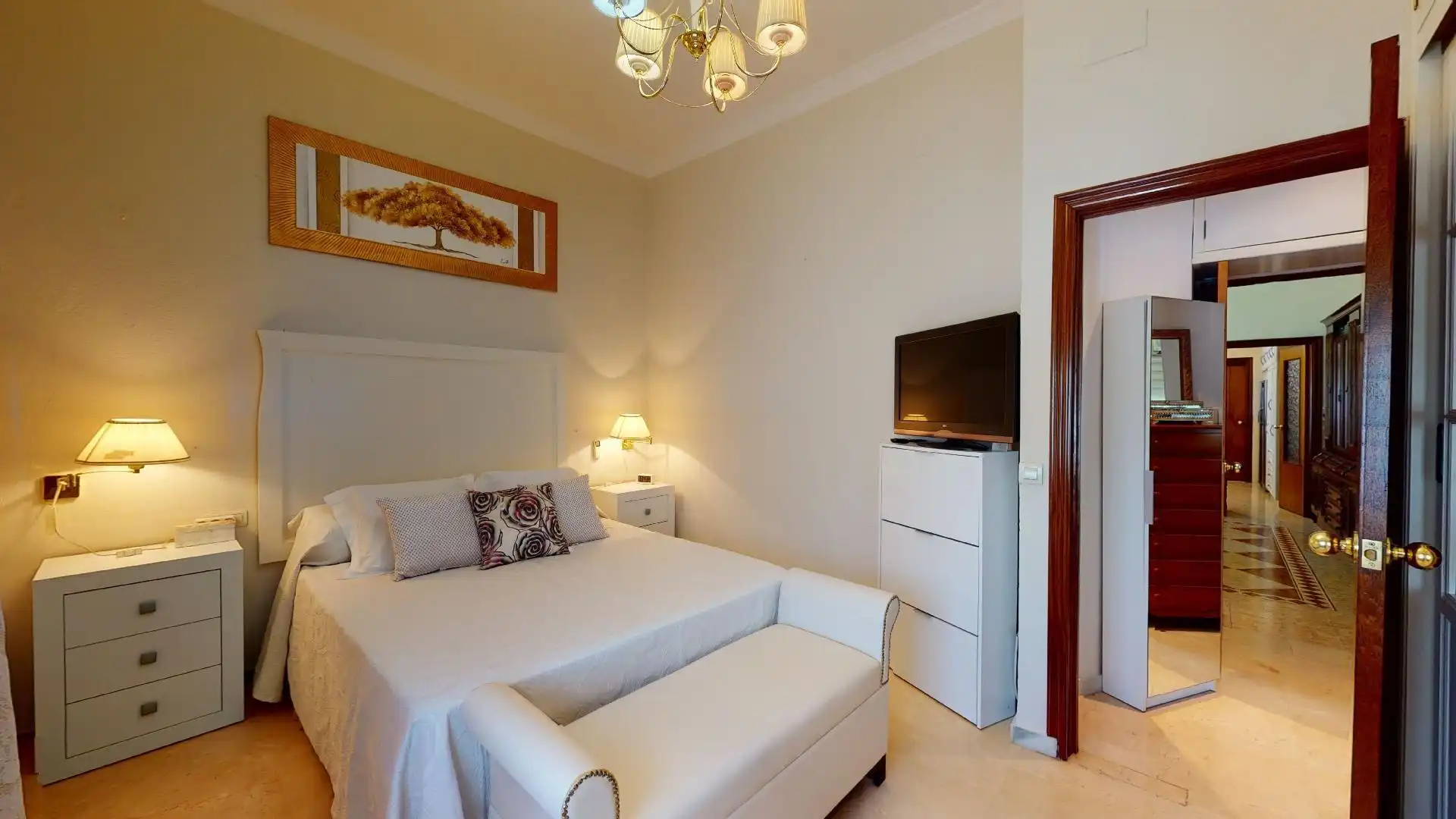 Schlafzimmer von Country house zum Verkauf in Villanueva del Río y Minas mit Klimaanlage, Abstellraum und Schwimmbad