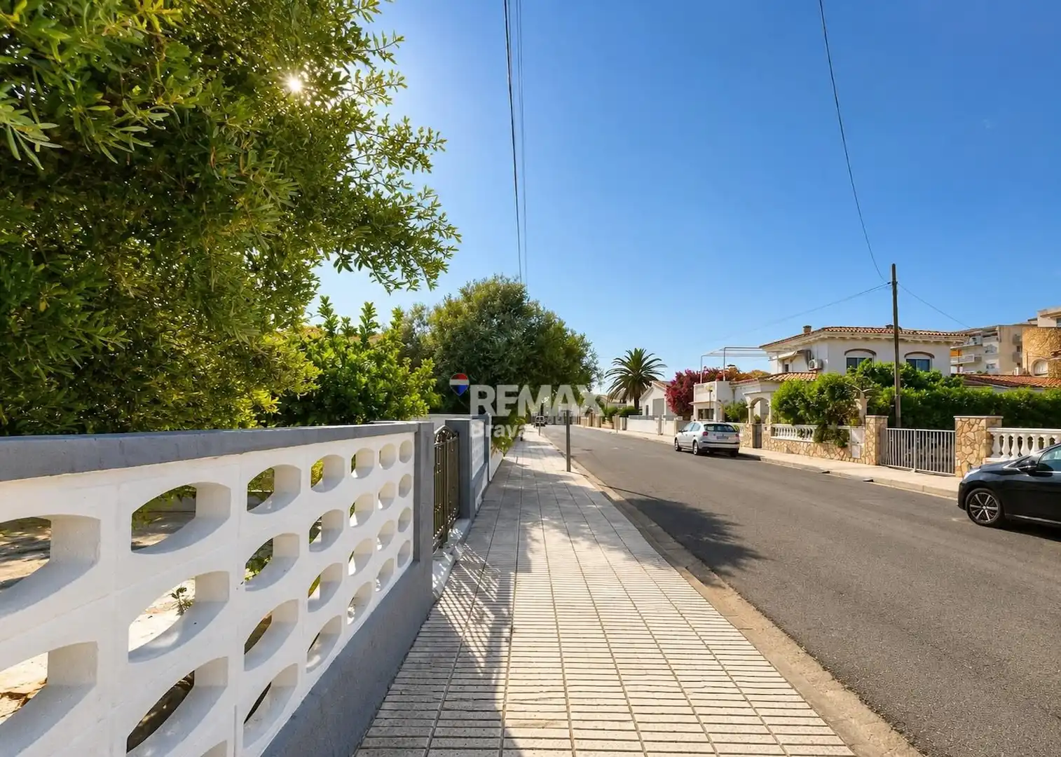 Exterior view of Houses for sale in Roses  with Air Conditioner, Private garden and Parquet flooring