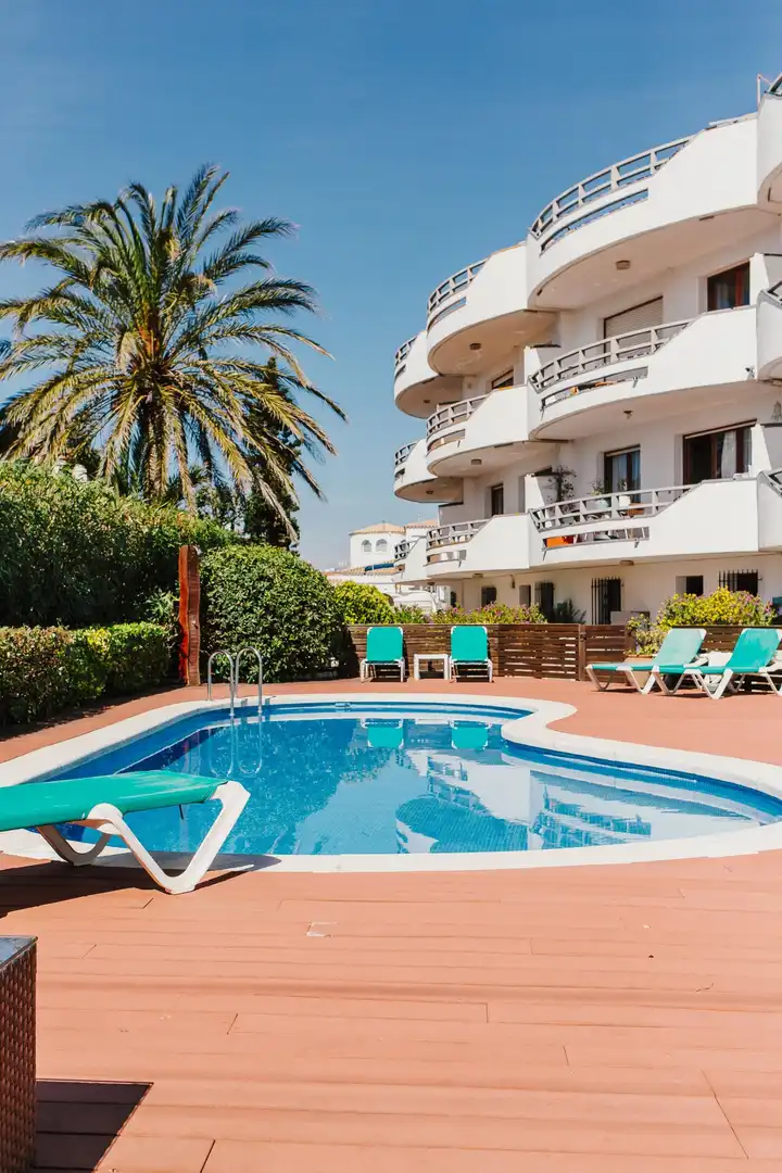 Piscina de Casa adosada en venta en Empuriabrava con Aire acondicionado, Calefacción y Terraza
