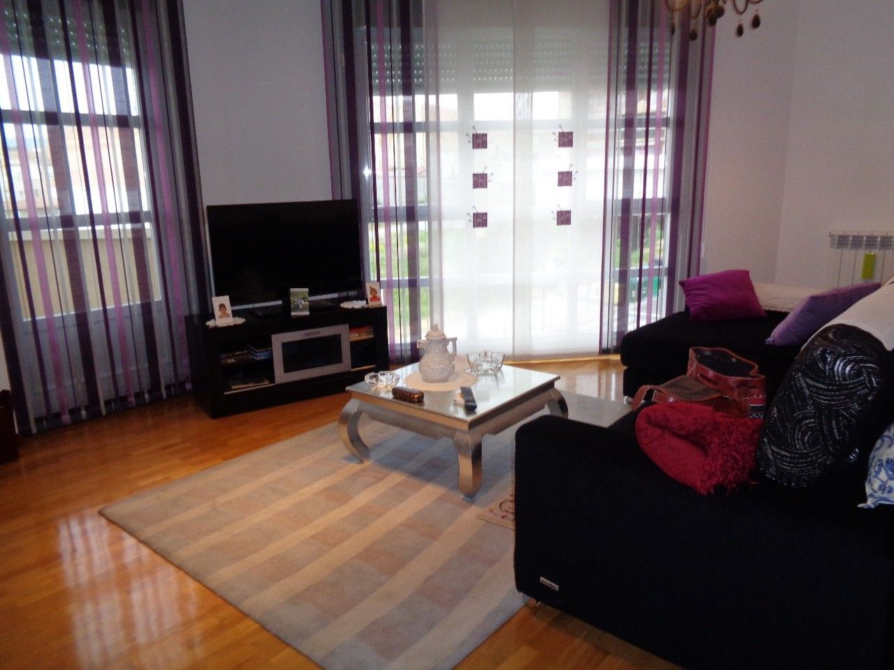 Sala d'estar de Apartament de lloguer en Haro amb Calefacció, Parquet i Terrassa
