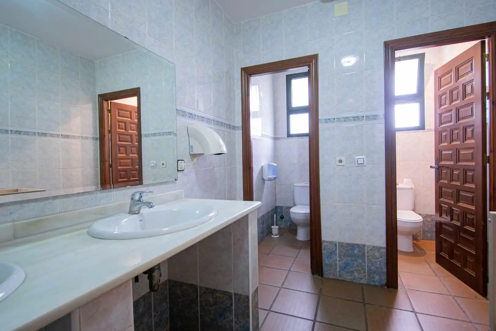 Gewerbefläche zum Verkauf in Castilblanco de los Arroyos, imagen 27