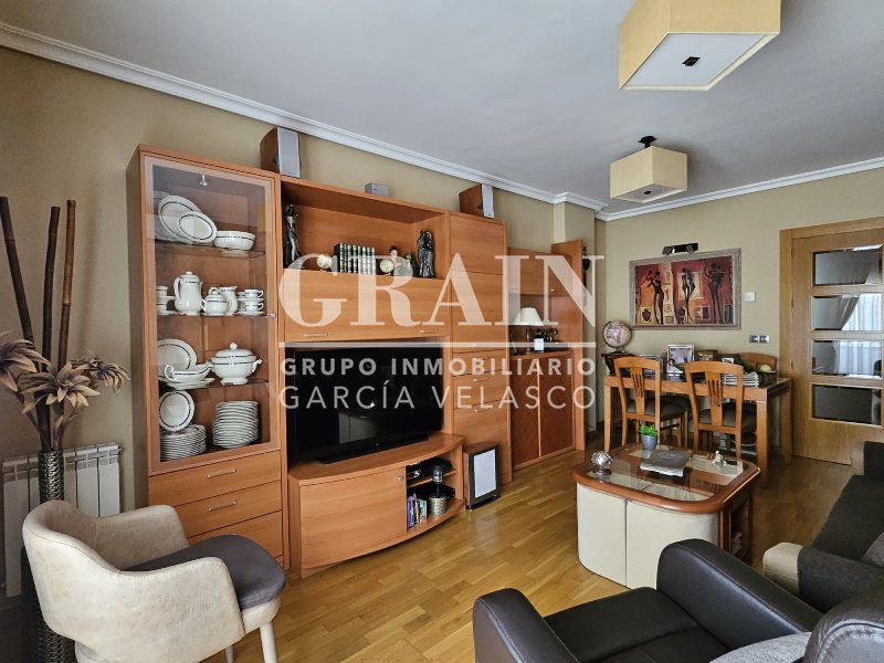 Living room of Flat for sale in  Albacete Capital  with Heating, Storage room and Balcony