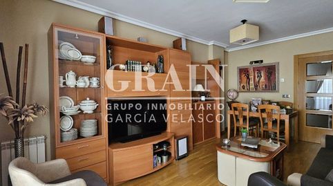 Piso en venta en Feria, 3 dormitorios.