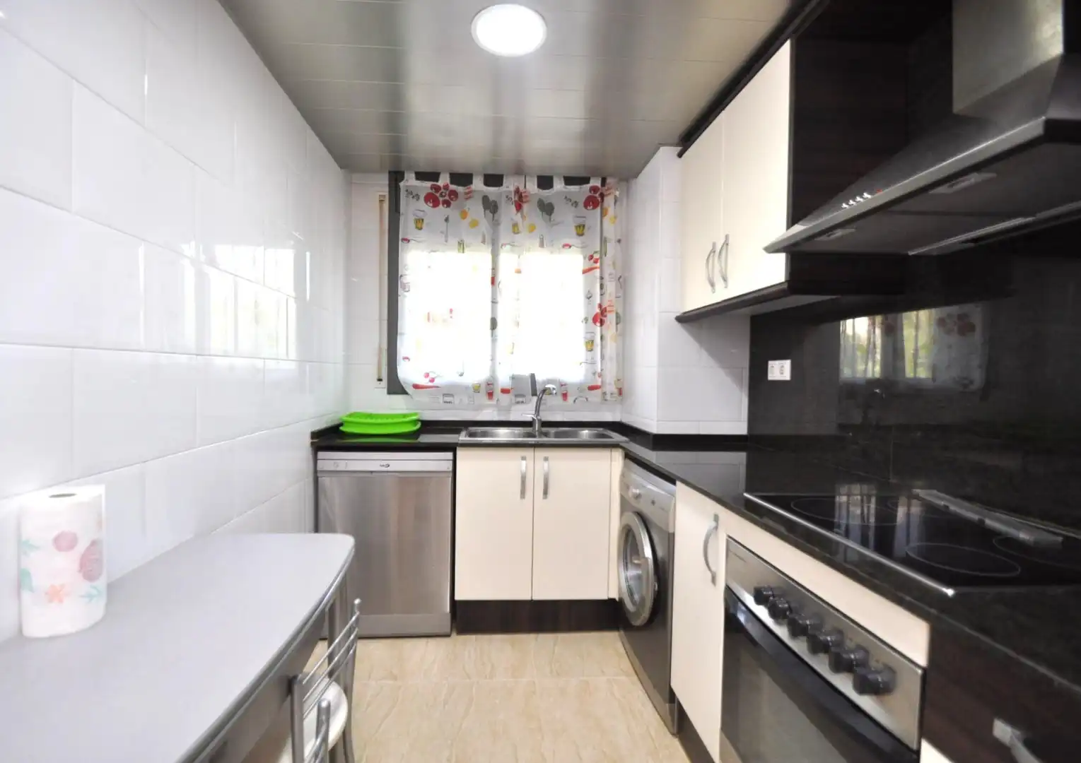 Cocina de Apartamento en venta en La Ràpita con Amueblado y Piscina comunitaria