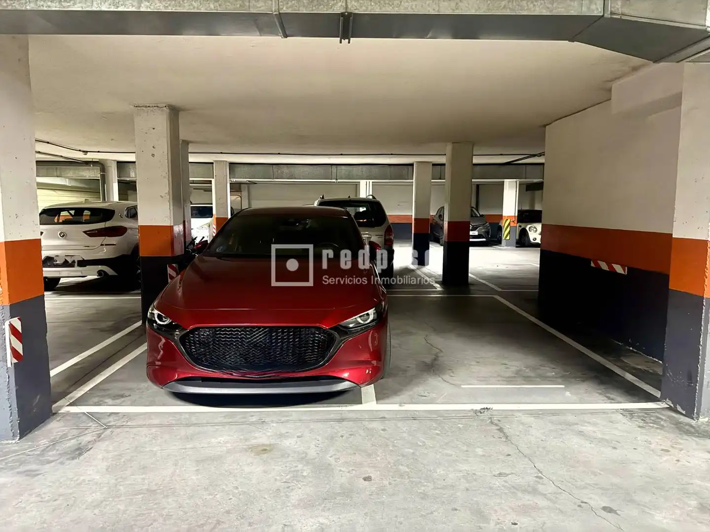 Aparcament de Pis en venda en Madrid amb Calefacció, Jardí privat i Parquet