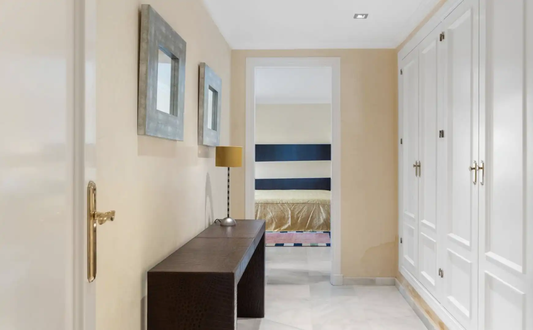 Flat with pool for sale in Nueva Andalucía, imagen 16