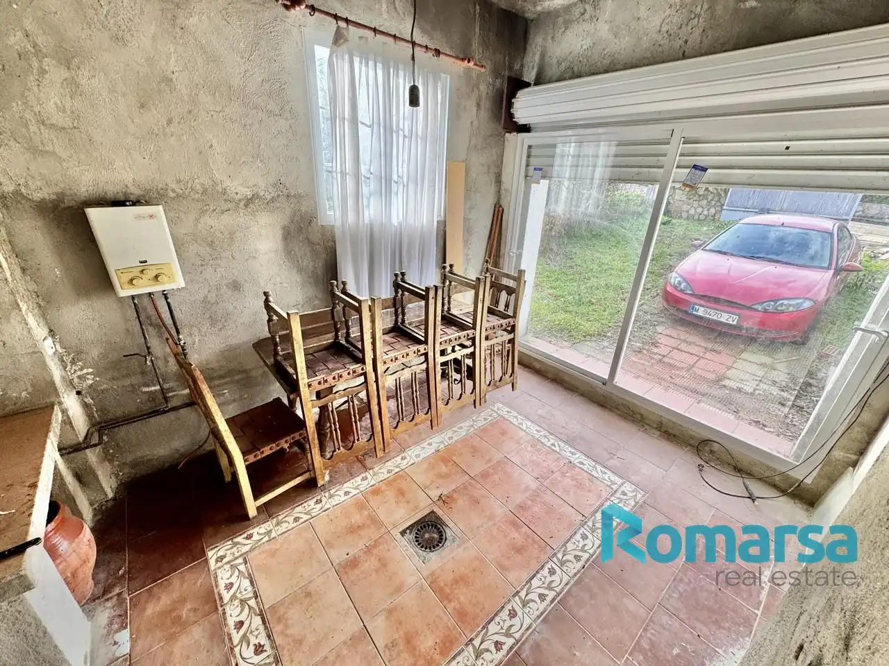Comedor de Casa o chalet en venta en Navahondilla con Calefacción, Jardín privado y Trastero