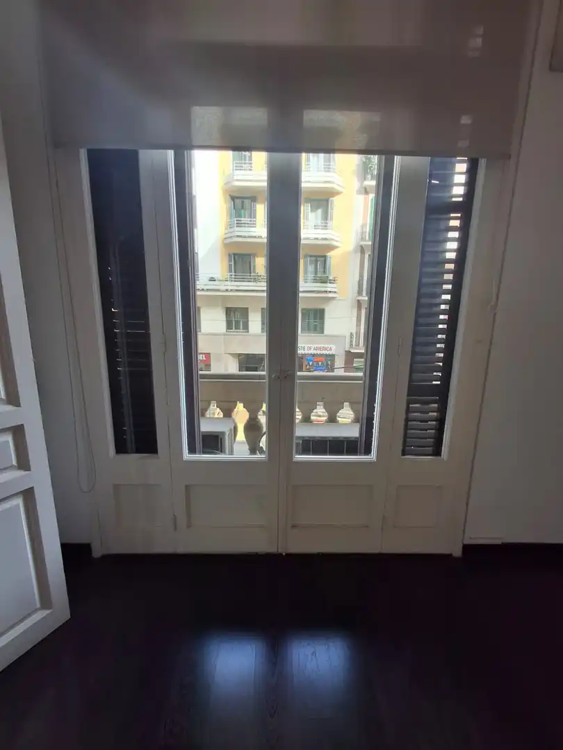 Office for rent in Barcelona  with Air Conditioner