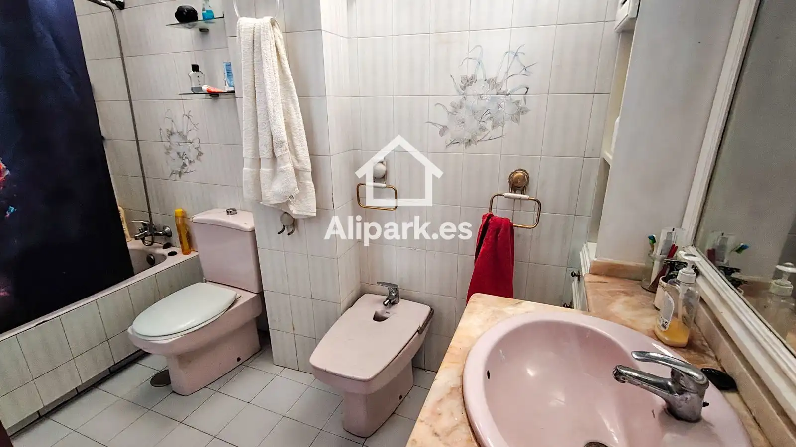 Baño de Piso en venta en Alicante / Alacant con Aire acondicionado, Terraza y Balcón