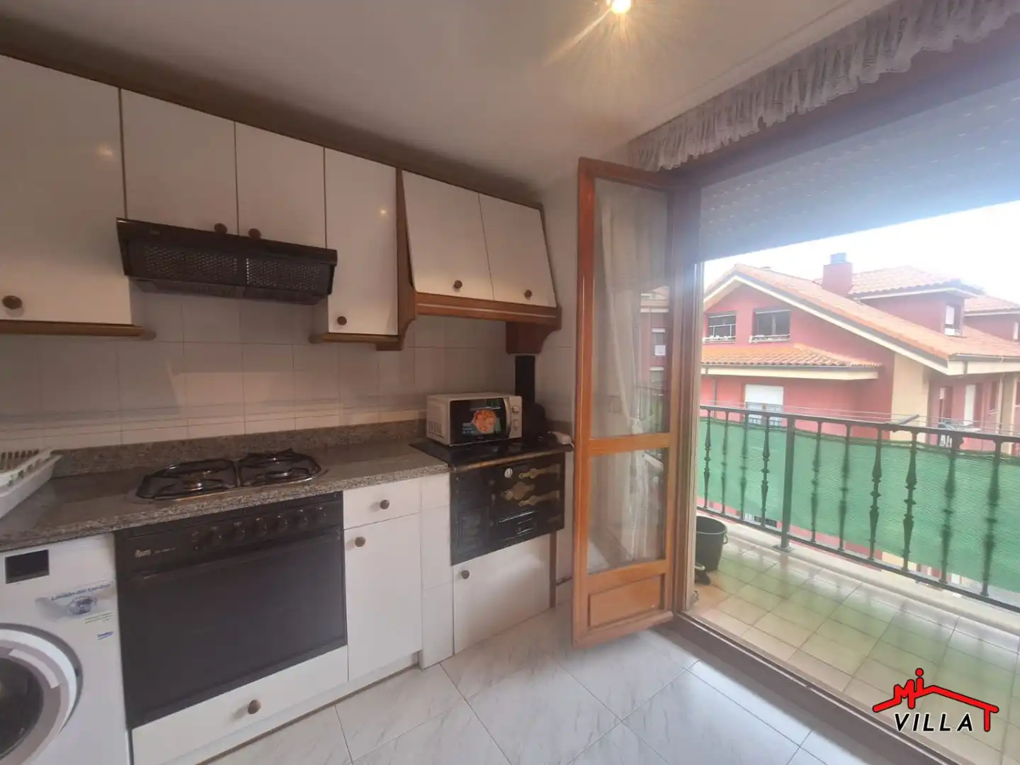 Cocina de Piso de alquiler en Ramales de la Victoria con Calefacción, Amueblado y Balcón