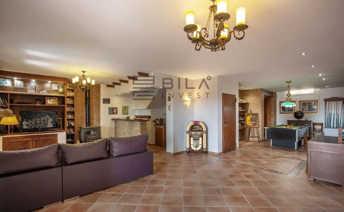 Detached homes for sale in de la Cañada, Rancho Domingo - La Hacienda