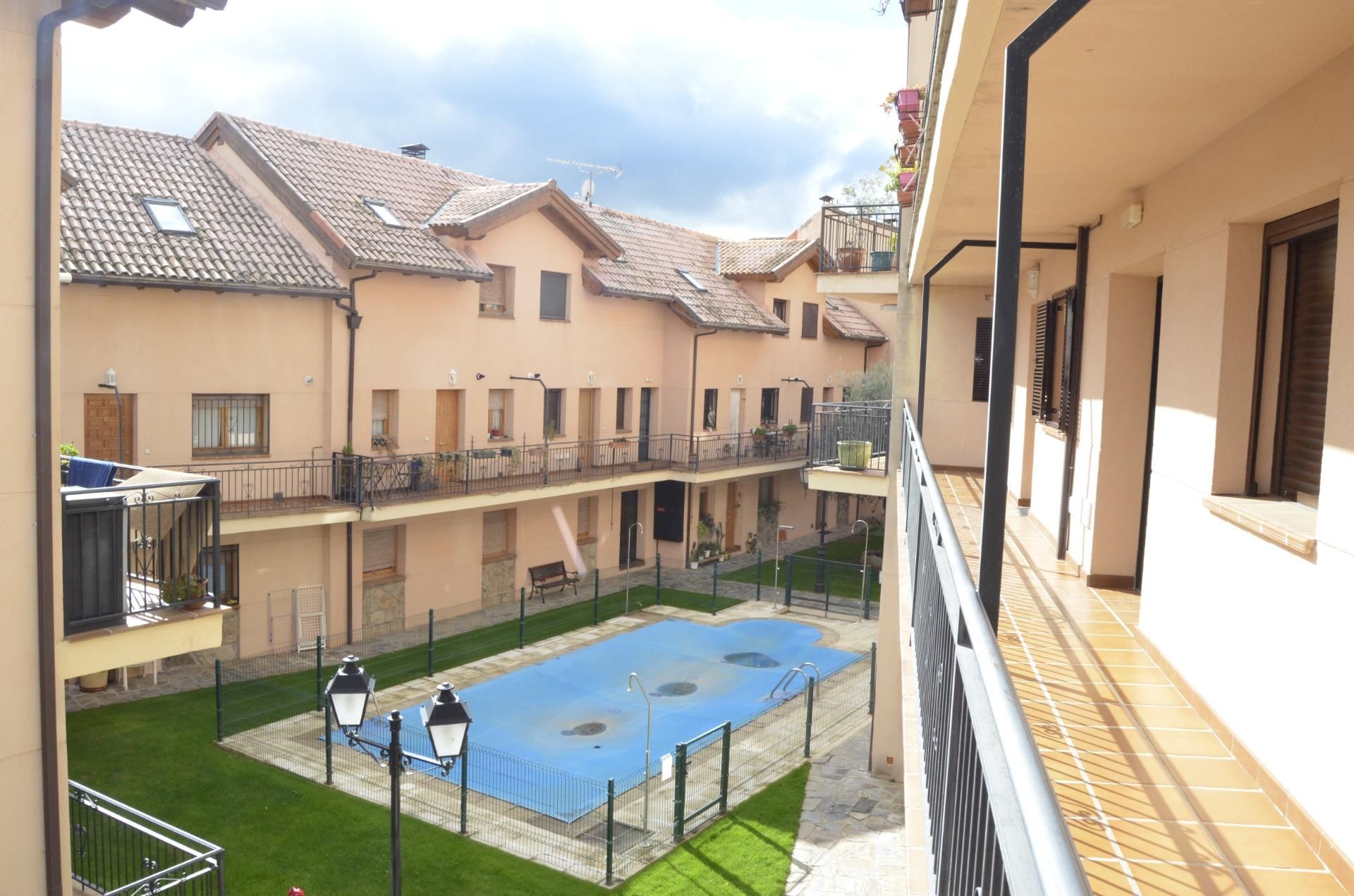 Exterior view of Flat to rent in Becerril de la Sierra  with Heating, Private garden and Terrace
