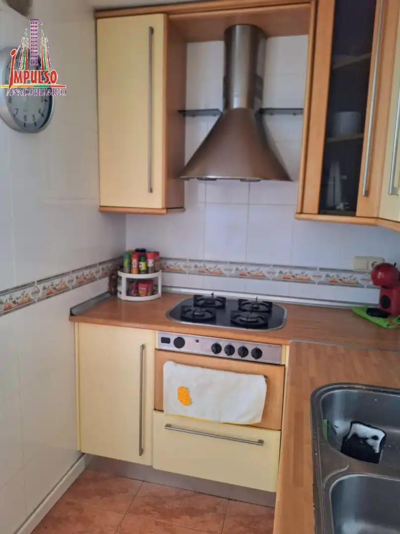 Cocina de Piso en venta en Albacete con Calefacción, Trastero y Balcón
