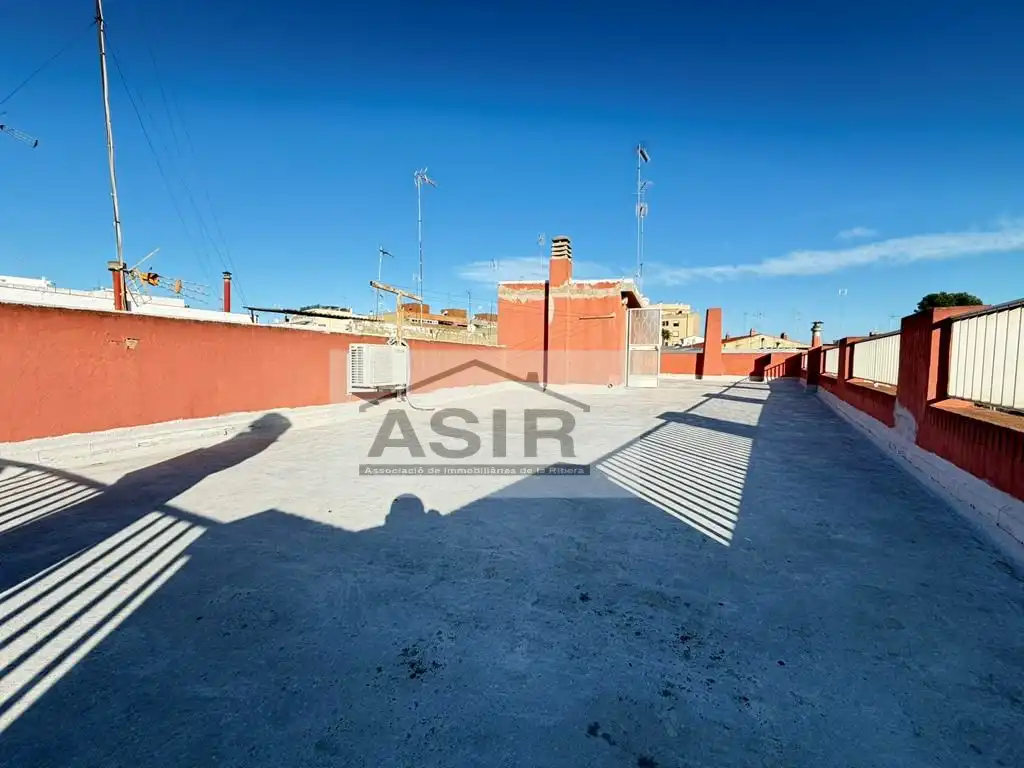 Vista exterior de Casa o xalet en venda en Alzira amb Aire condicionat i Terrassa