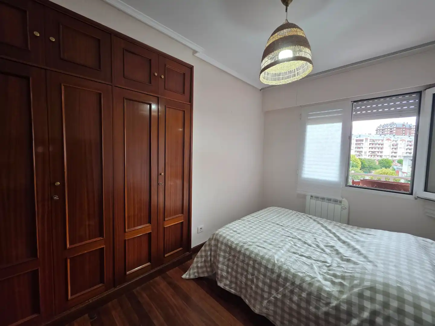 Schlafzimmer von Wohnung zur Miete in Castro-Urdiales mit Privatgarten, Terrasse und Schwimmbad