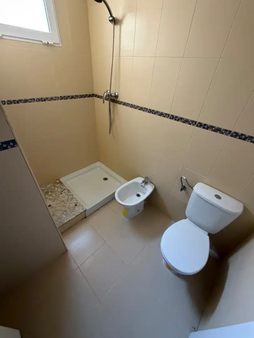 Bany de Pis en venda en Almazora / Almassora amb Forn, Balcó i Piscina comunitària