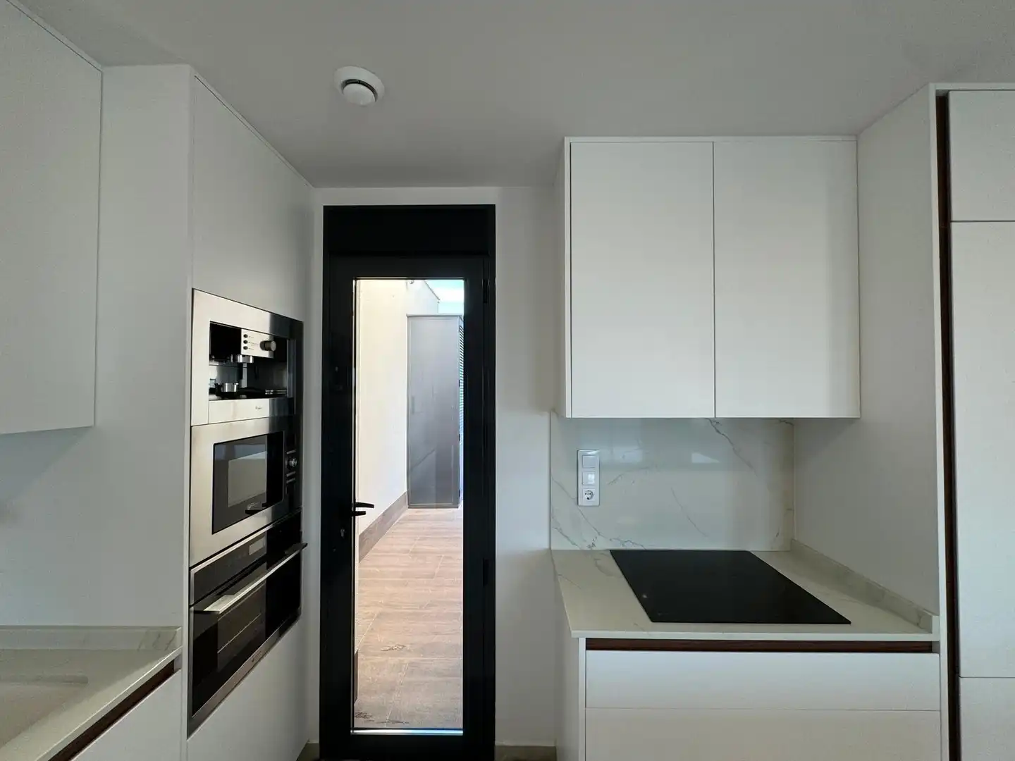 Bungalow con piscina en venta en Calle de los chrimines, imagen 36