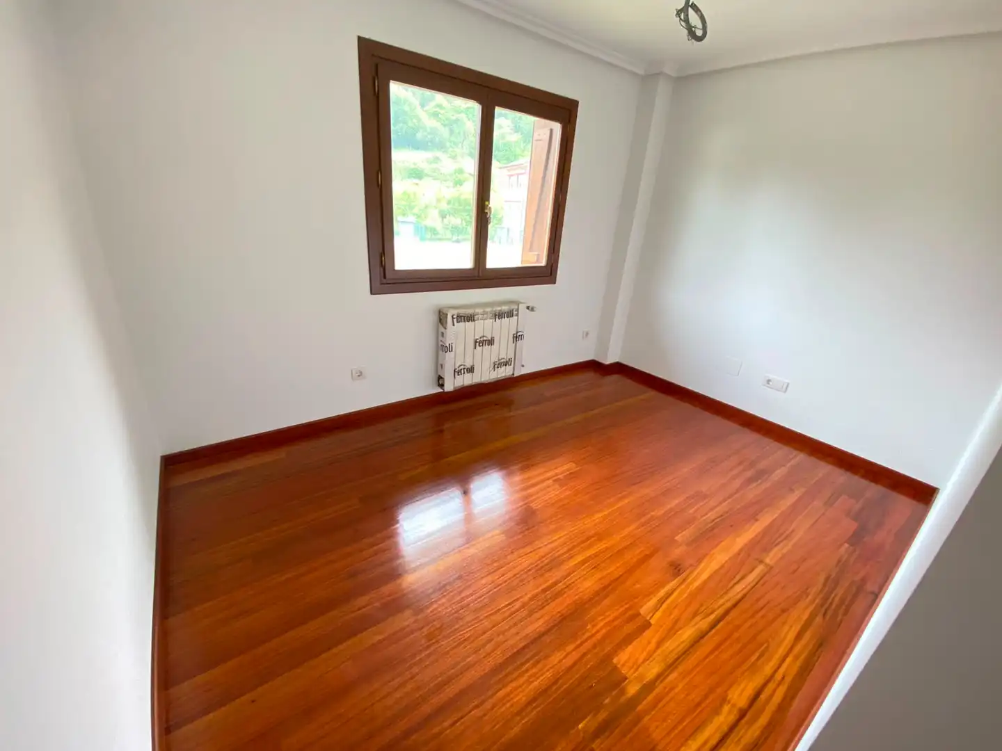 Casa o chalet en venta en Castro-Urdiales con Calefacción, Jardín privado y Parquet