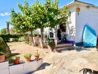 Vista exterior de Casa o xalet en venda en Aiguamúrcia amb Jardí privat