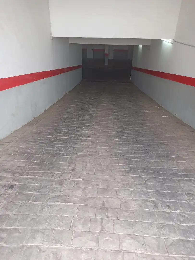 Einzelparkplatz mit Aufzug zur Miete in Calle Felipe II, imagen 2