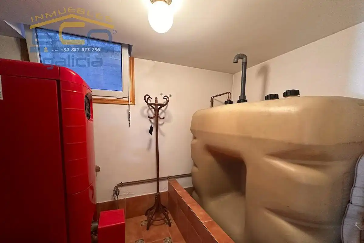 Casa o xalet en venda en Santiago de Compostela  amb Calefacció, Jardí privat i Piscina