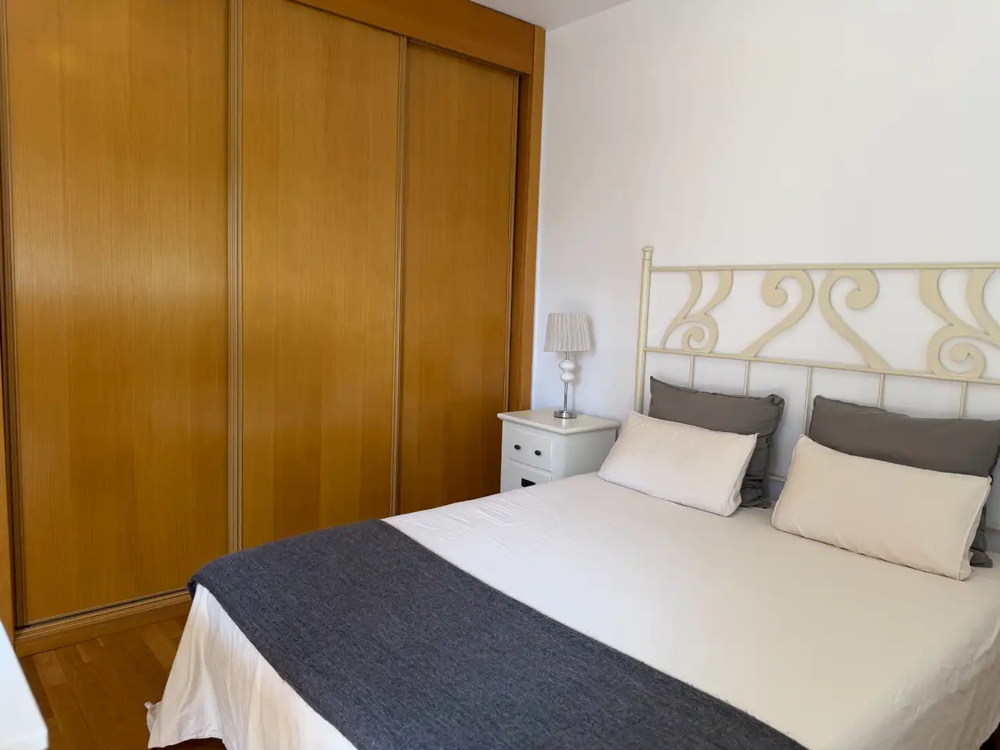 Dormitori de Casa o xalet en venda en Alcalá de Henares amb Aire condicionat, Calefacció i Jardí privat