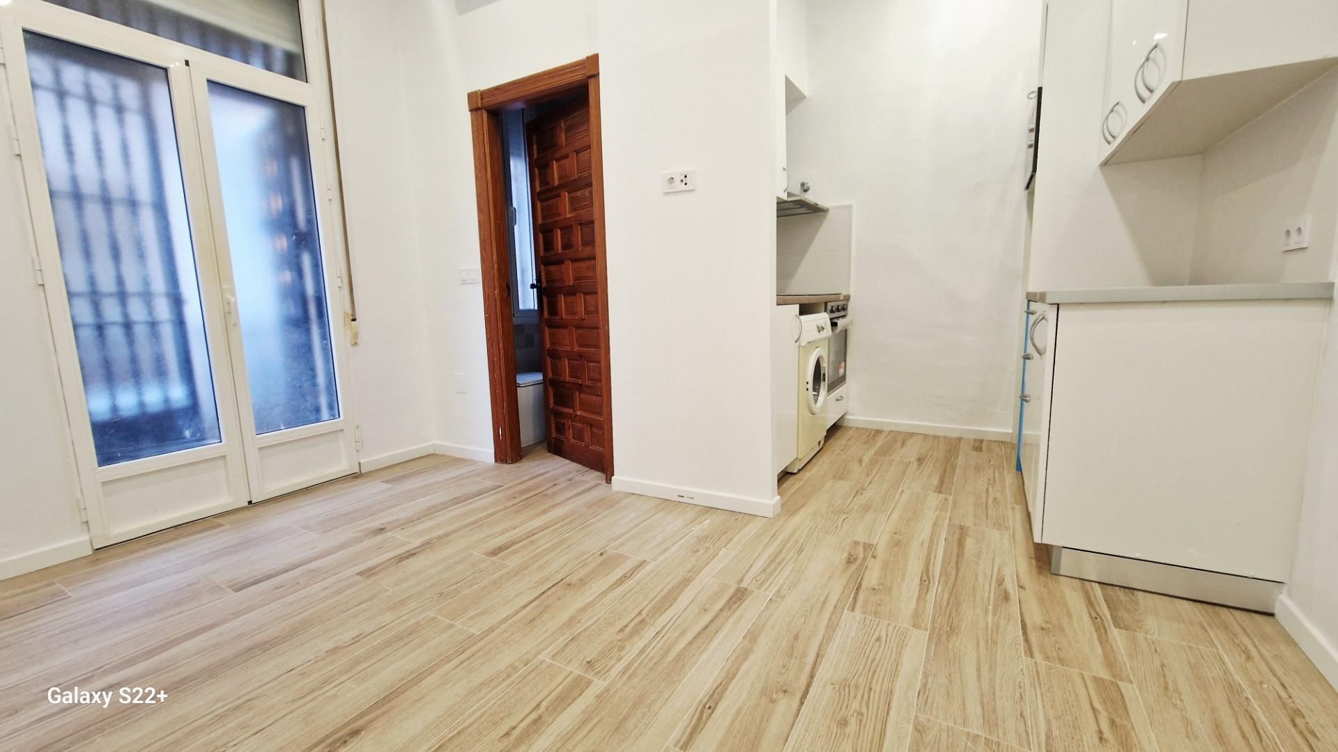 Apartment for rent in Cartagena  with Air Conditioner and Balcony