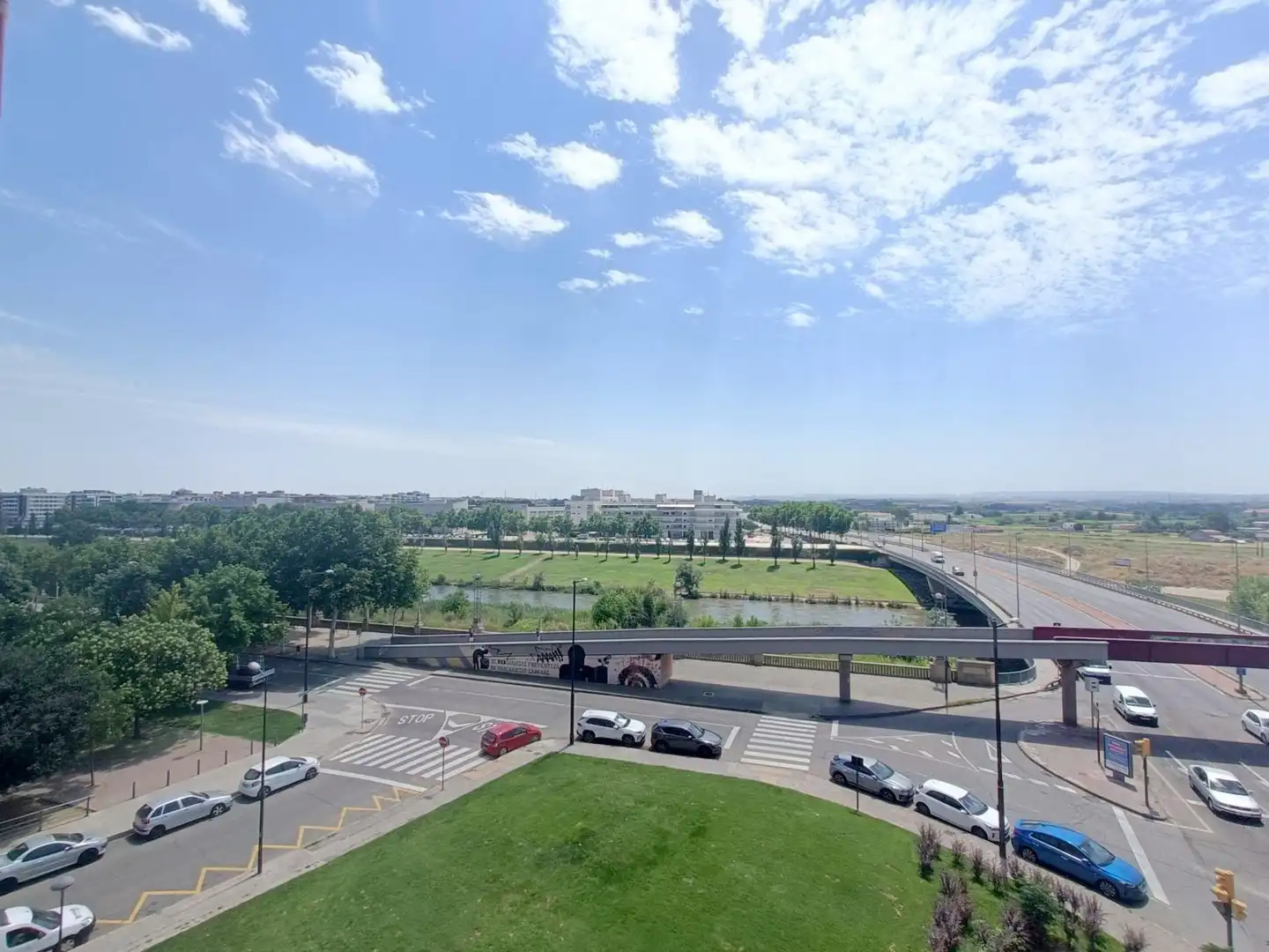 Außenansicht von Gebäude zum Verkauf in Lleida