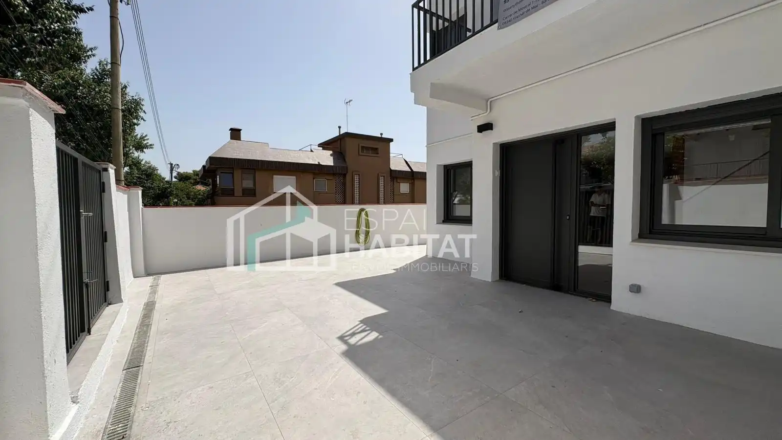 Terrassa de Casa adosada en venda en El Masnou amb Calefacció, Jardí privat i Parquet