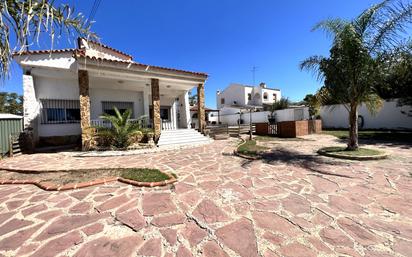 Vista exterior de Casa o xalet de lloguer en L'Eliana amb Aire condicionat i Piscina