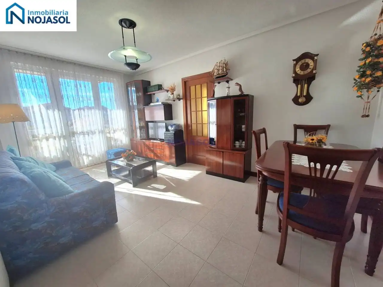Sala de estar de Piso de alquiler en Noja con Terraza y Amueblado