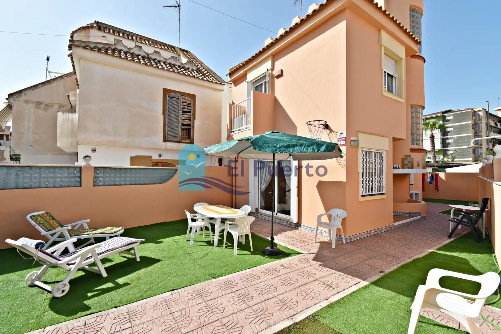 Vista exterior de Dúplex en venda en Mazarrón amb Aire condicionat, Calefacció i Jardí privat