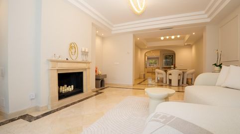 Foto 3 de Planta baja en venta en Sierra Blanca, Marbella