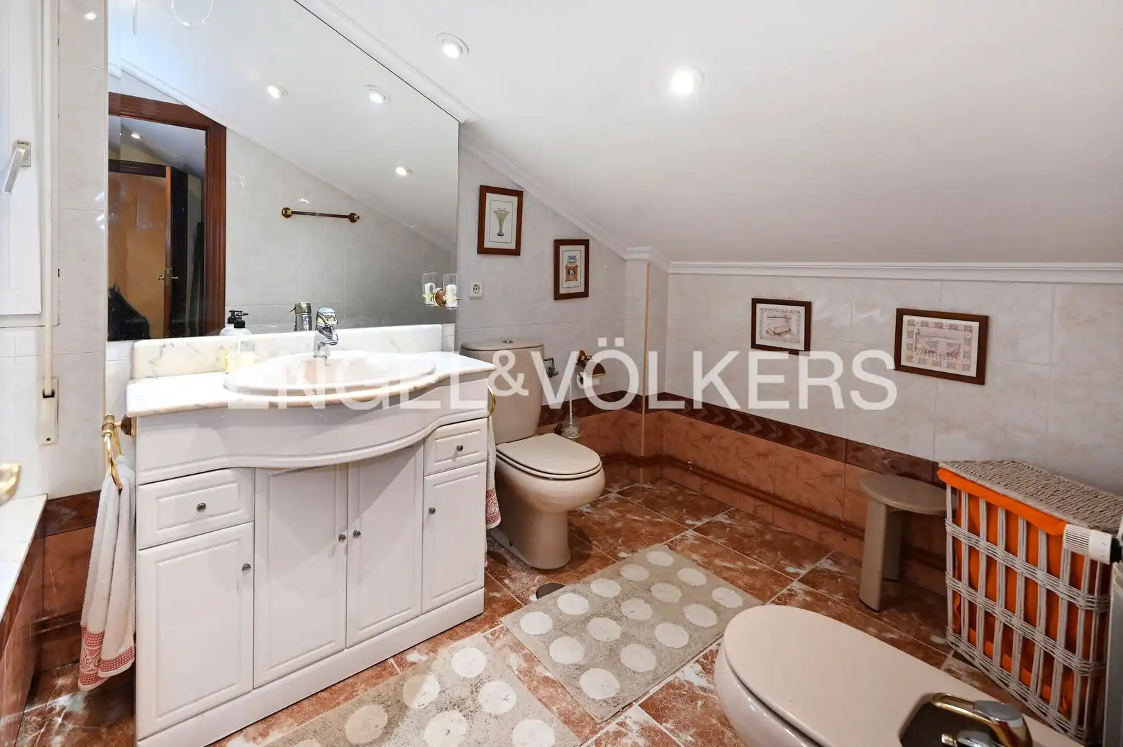 Baño de Casa o chalet en venta en Santander con Calefacción, Jardín privado y Parquet