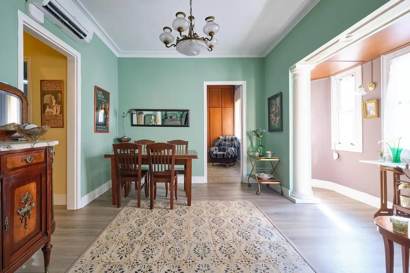 Comedor de Piso en venta en Barcelona