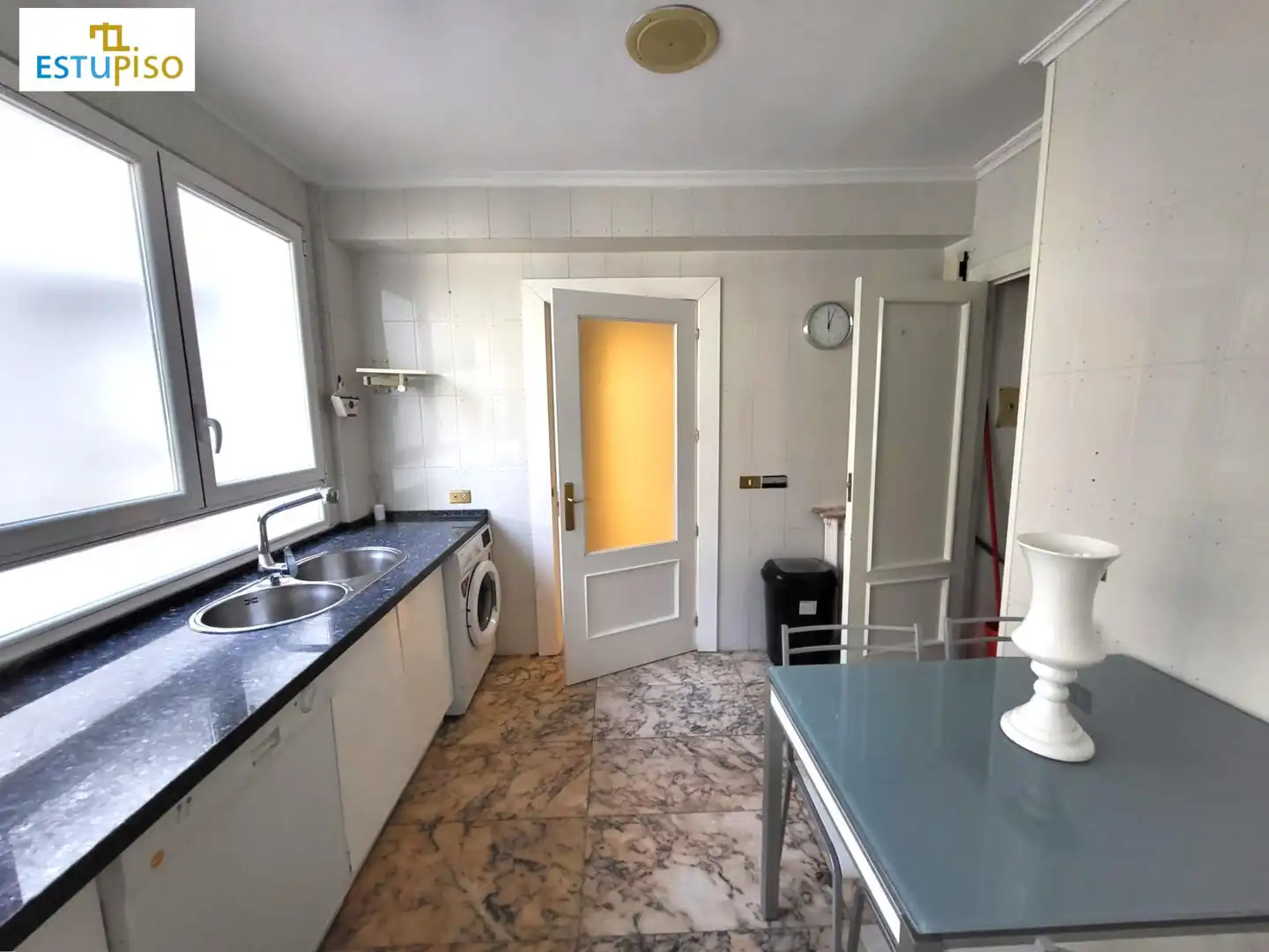 Kitchen of Flat for rent in León Capital 