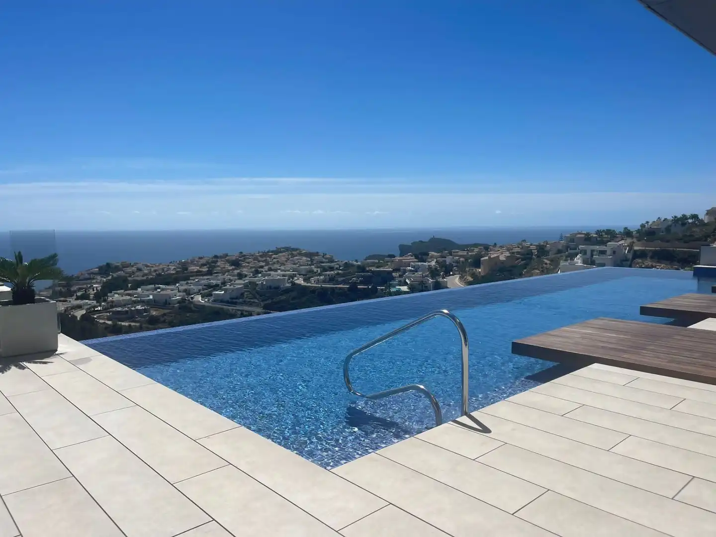 Apartment with pool for sale in Cumbre del Sol, imagen 3