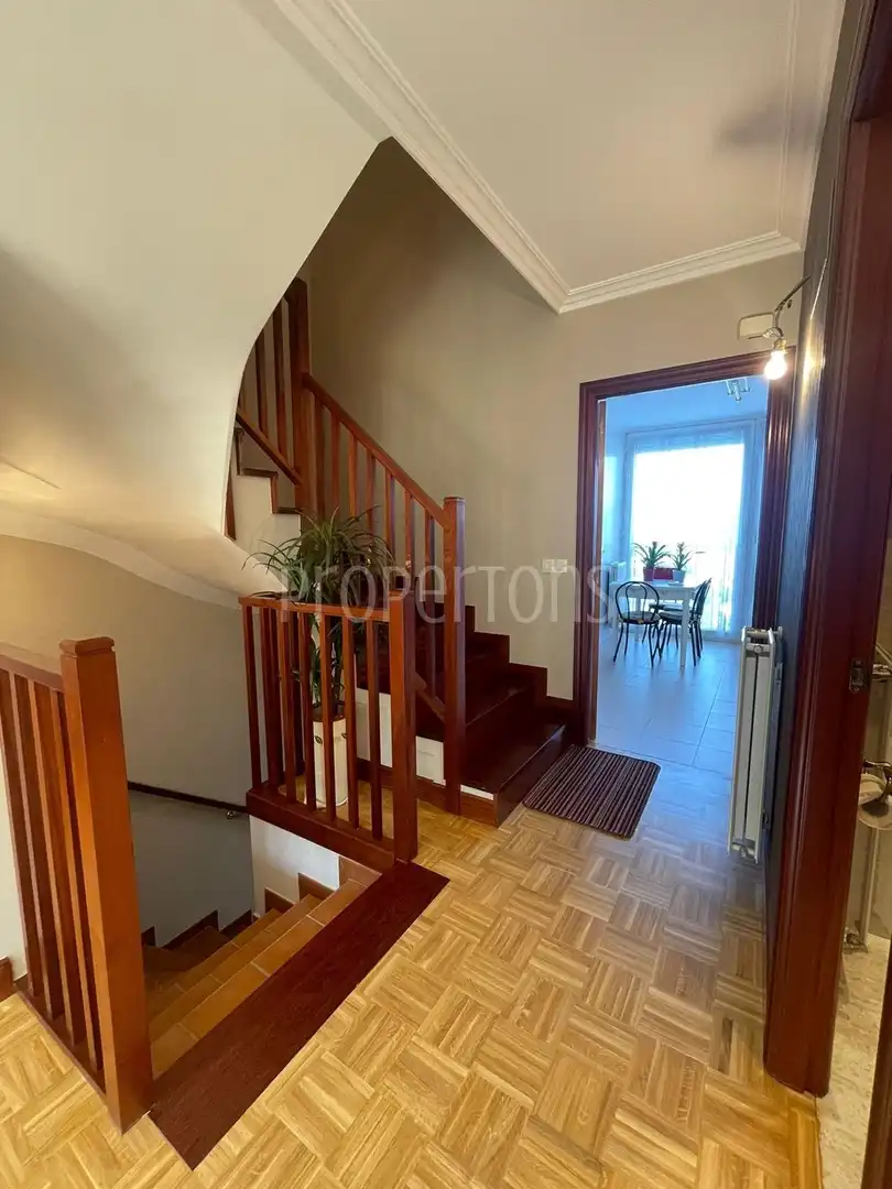 Chalet con terraza en venta en calle tranviarios, imagen 2