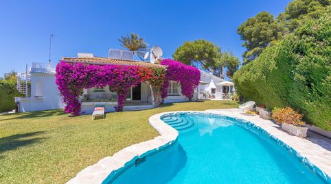 Descubra su Oasis Mediterráneo en Guadalmina: Lujo y Potencial en la Costa del Sol