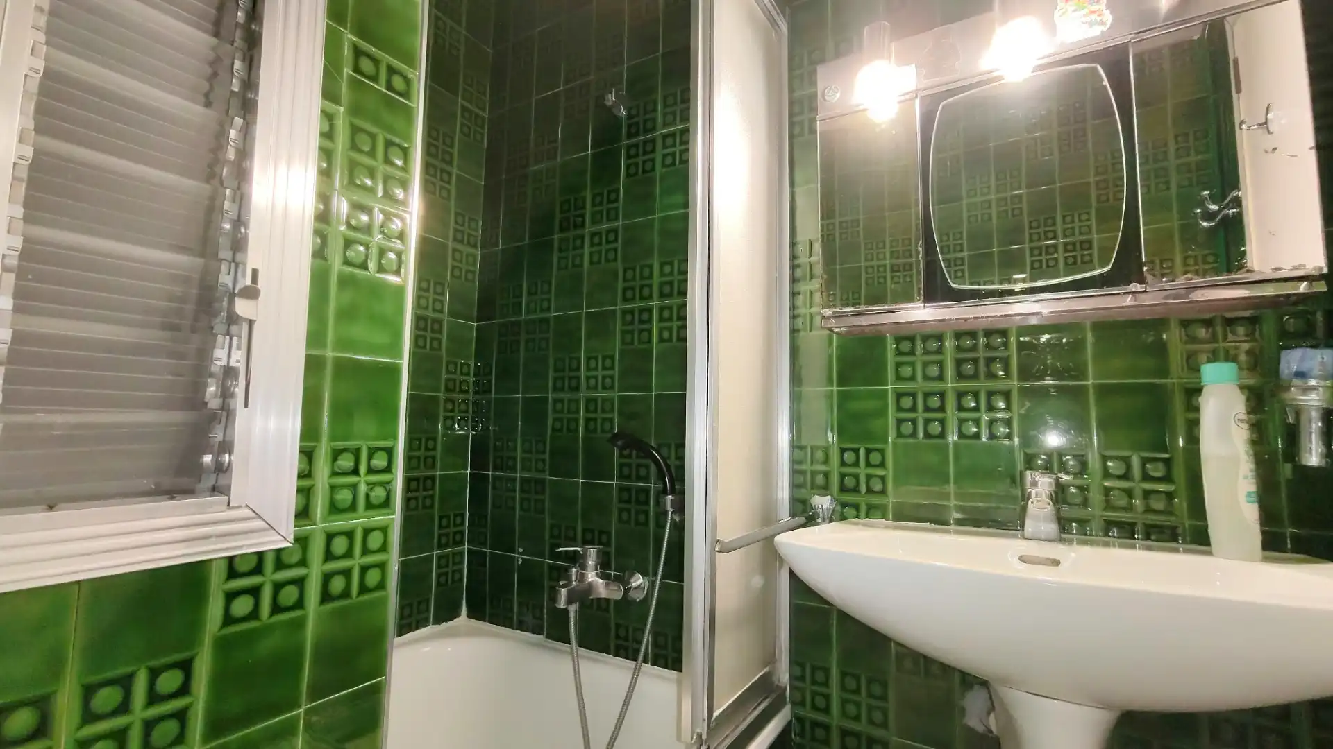 Baño de Piso en venta en Barcelona con Calefacción, Parquet y Horno