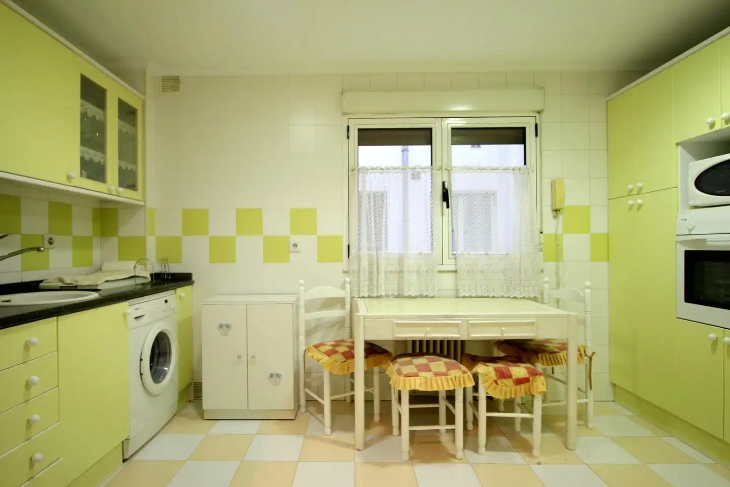 Piso de alquiler en Campoamor, 23, Salesas - Foncalada - Campoamor