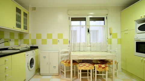 Foto 4 de Piso de alquiler en Campoamor, 23, Salesas - Foncalada - Campoamor, Oviedo