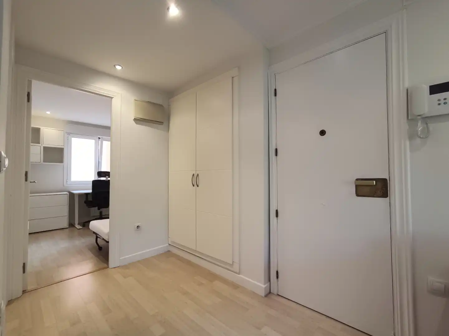 Wohnung mit Terrasse zur Miete in Gijón - Avda. Torcuato Fernández Miranda, imagen 16